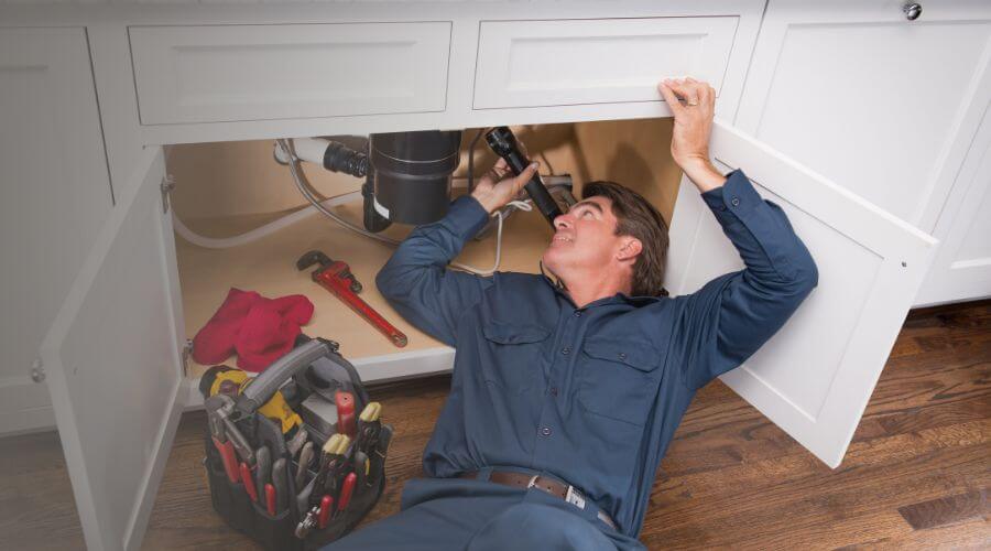 Professional same day plumber in Batesville, TX